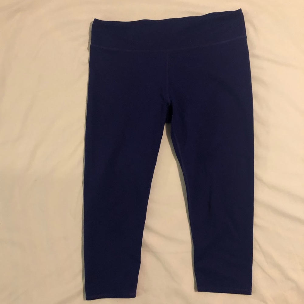 Fabletics Crop Legging - image 1